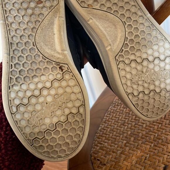 Boys size 11 sneaker bundle Cat & Jack Carter’s - Picture 5 of 11